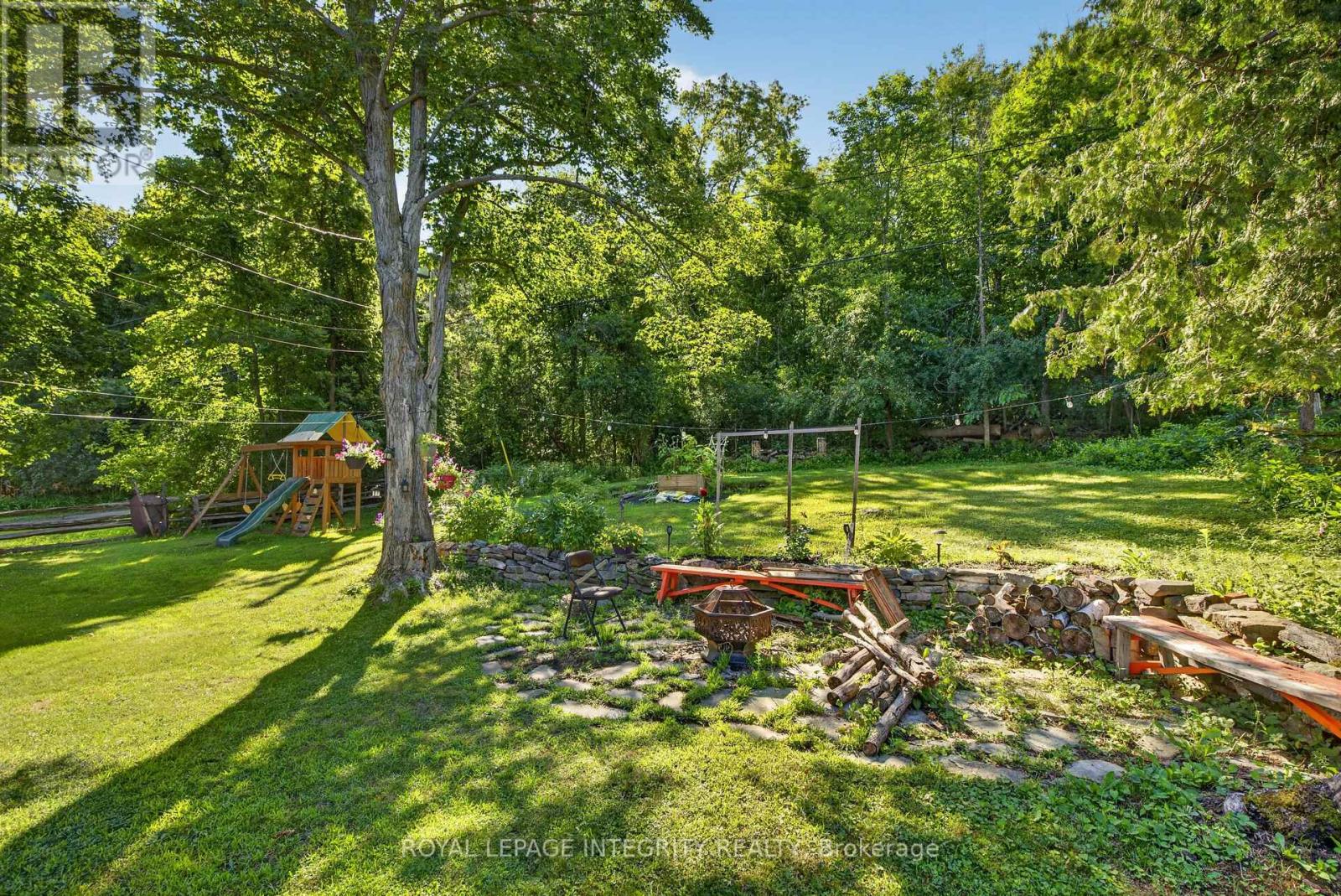 241 WADE AVENUE - 26