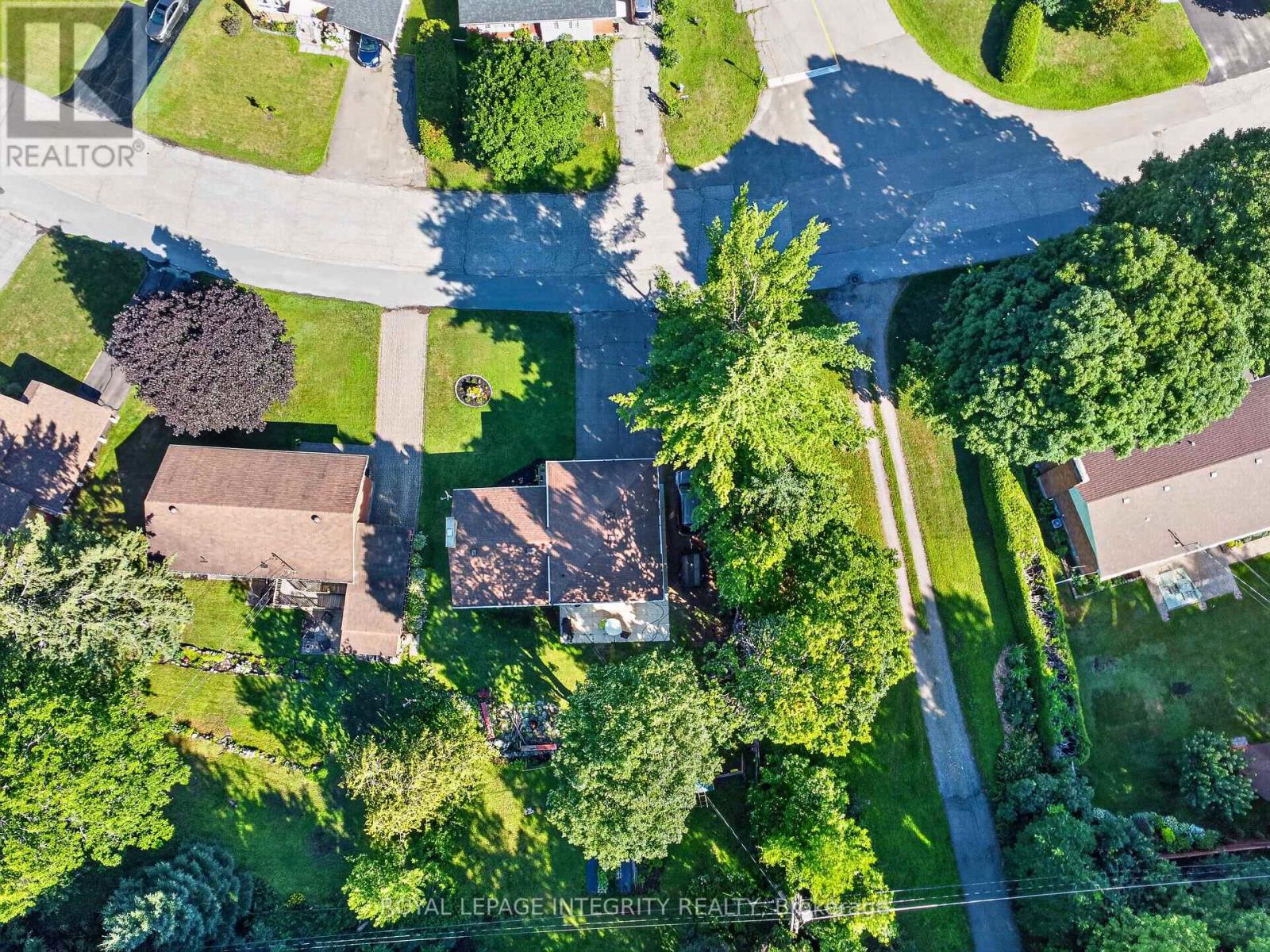 241 WADE AVENUE - Image 32