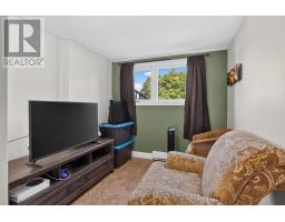 241 Wade Avenue, Renfrew, ON K7V2N5 Photo 18
