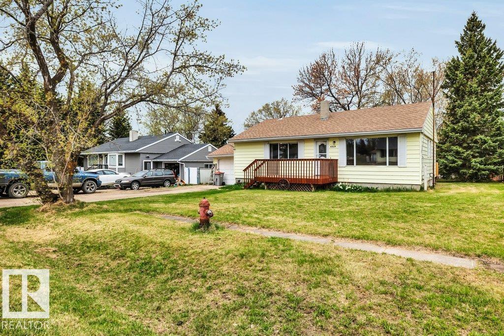 4809 32 St. - 9