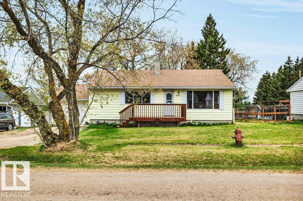 4809 32 St. - 8