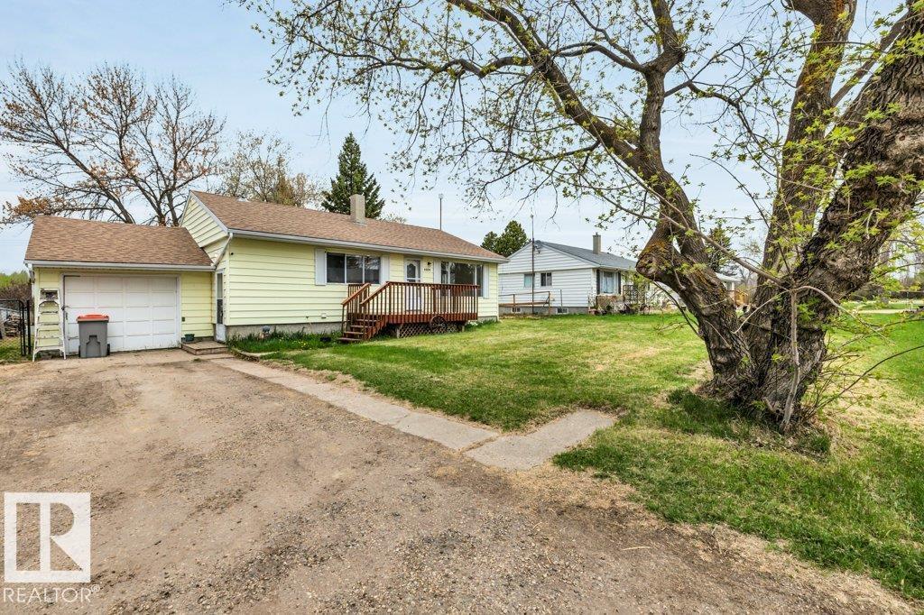 4809 32 St. - 10