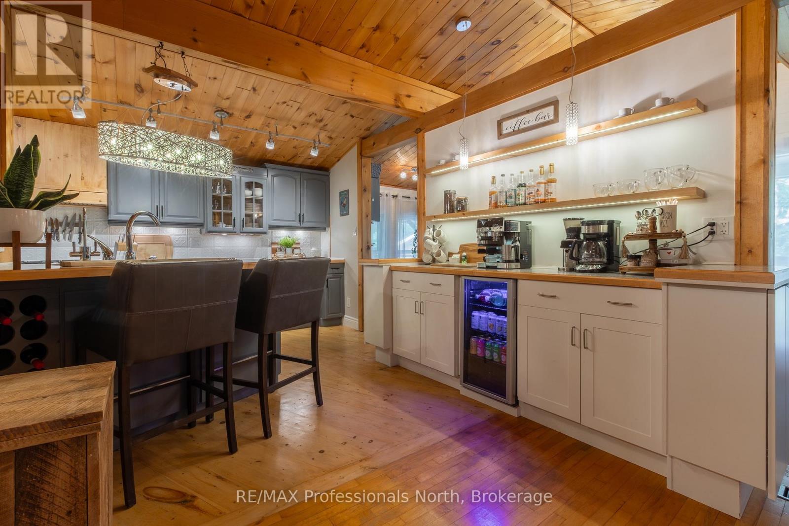 55 GLEN ACRES ROAD - 12