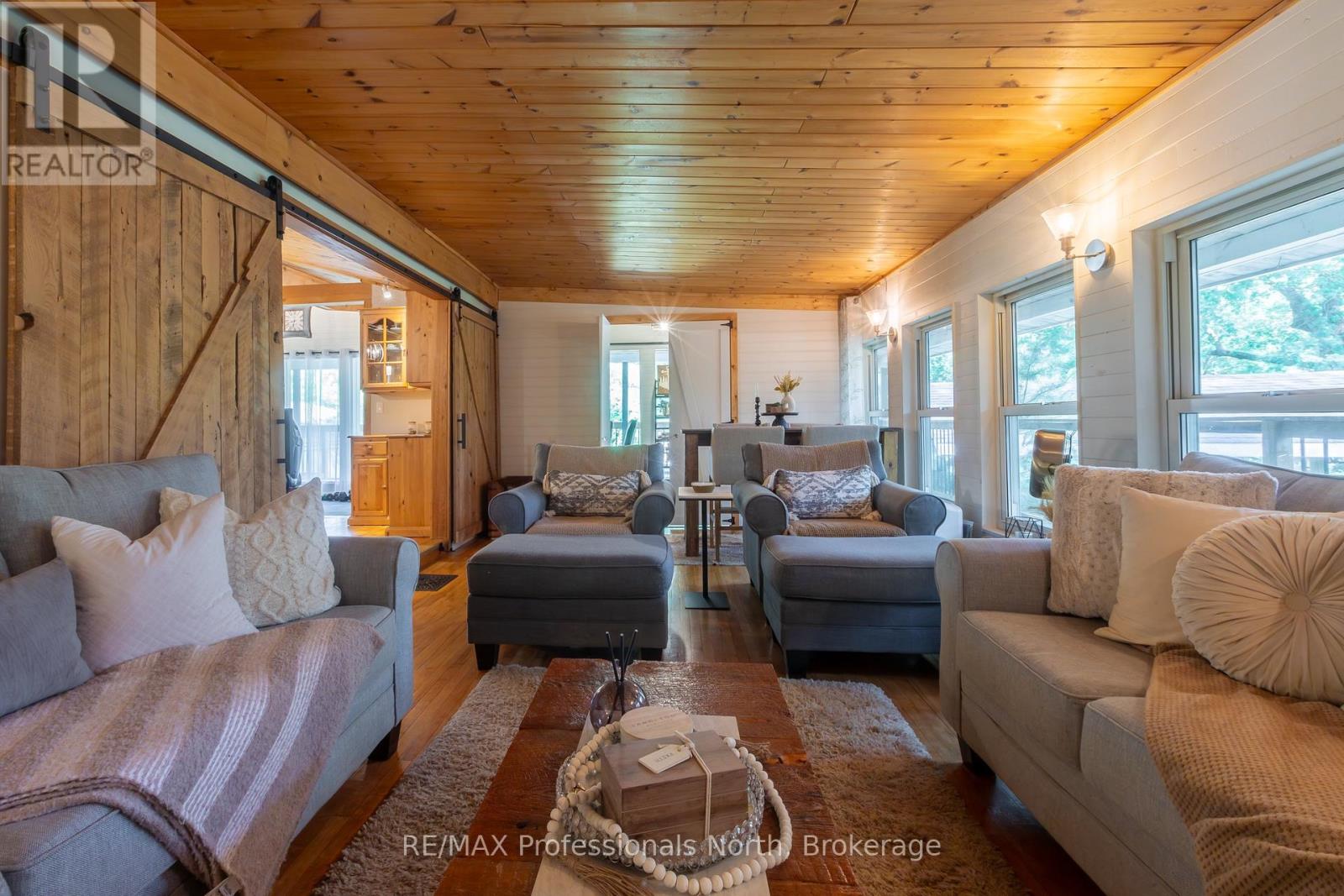 55 GLEN ACRES ROAD - 18