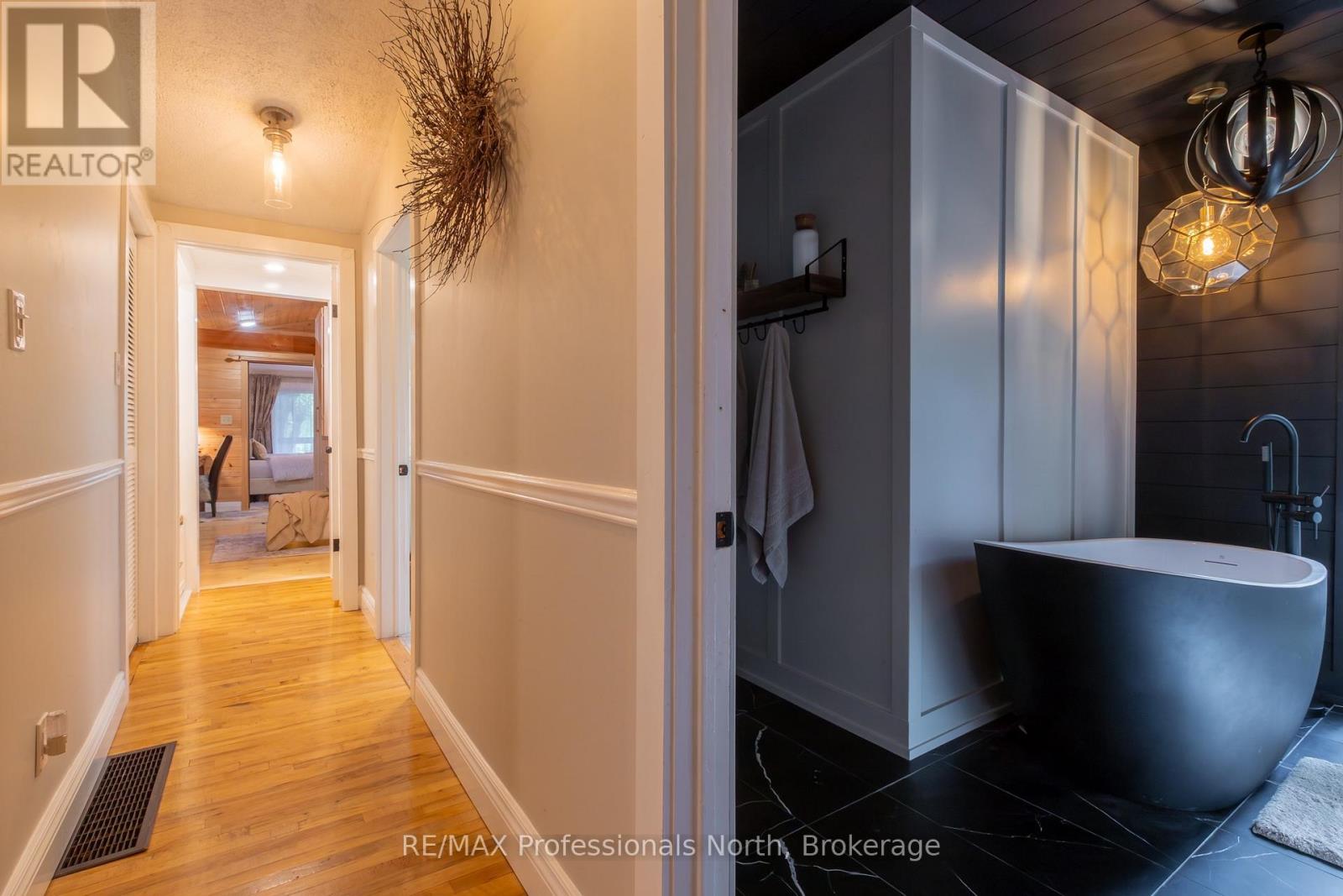 55 GLEN ACRES ROAD - 22
