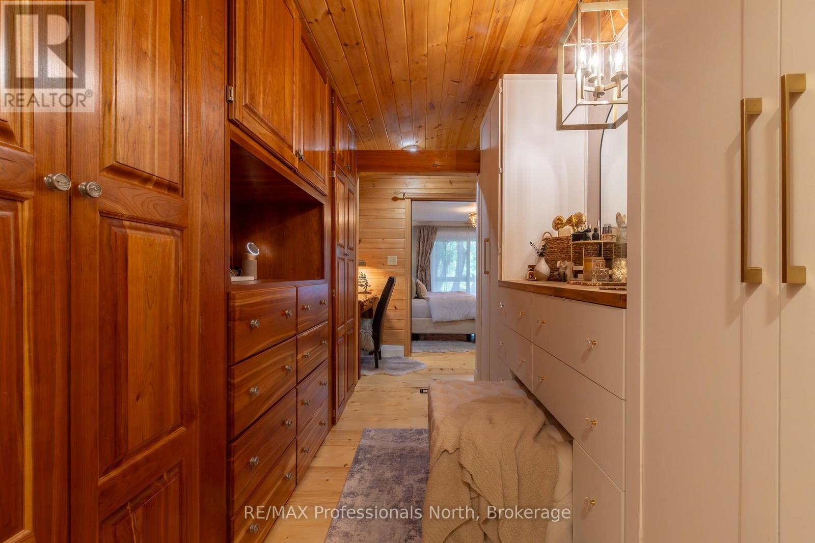55 GLEN ACRES ROAD - 24