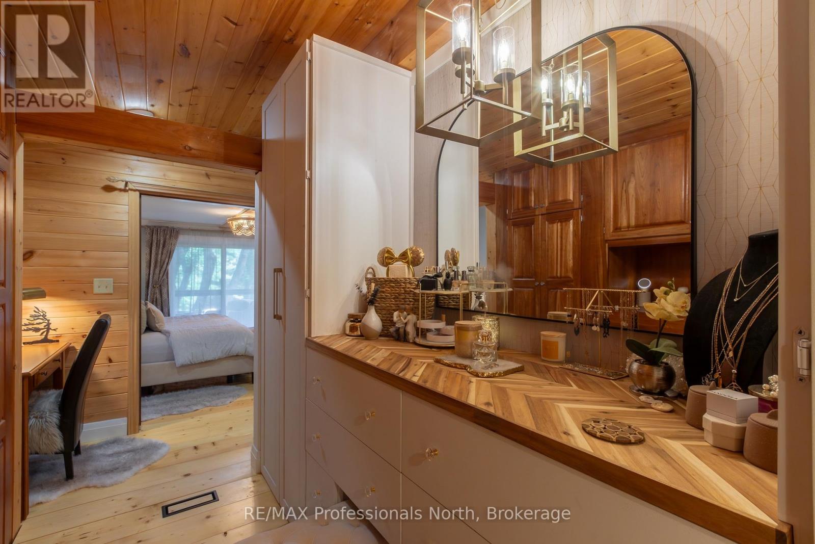 55 GLEN ACRES ROAD - 25
