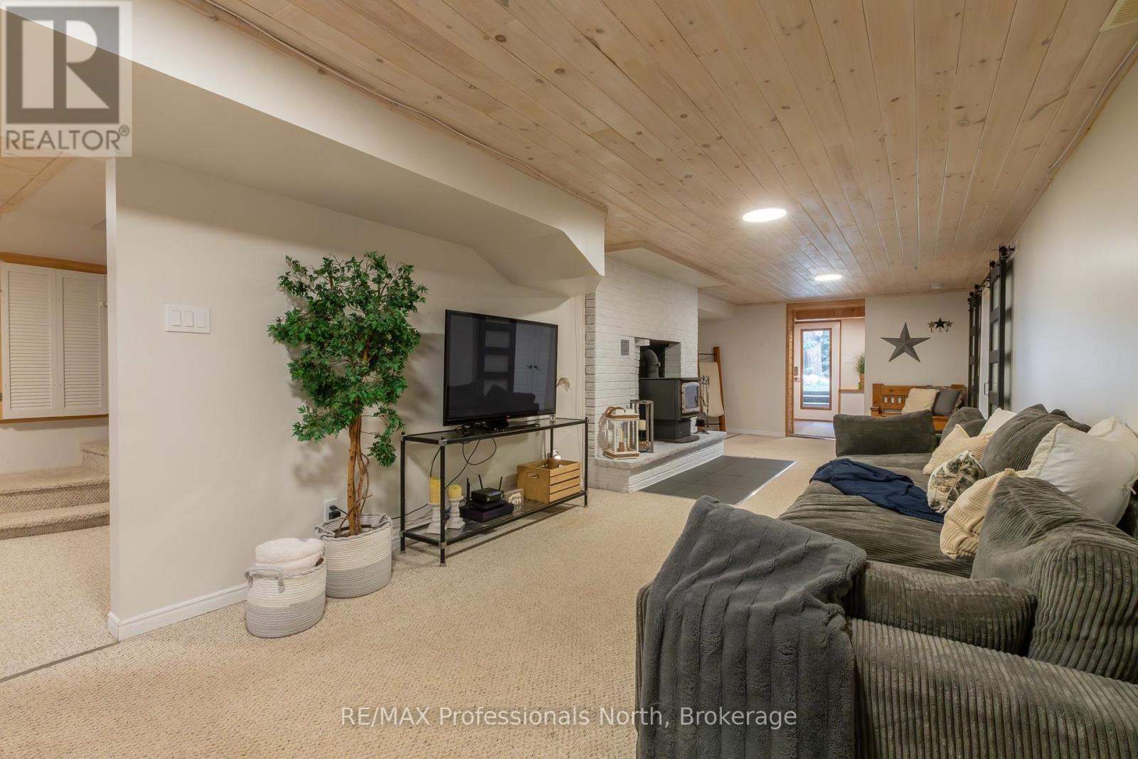 55 GLEN ACRES ROAD - 30