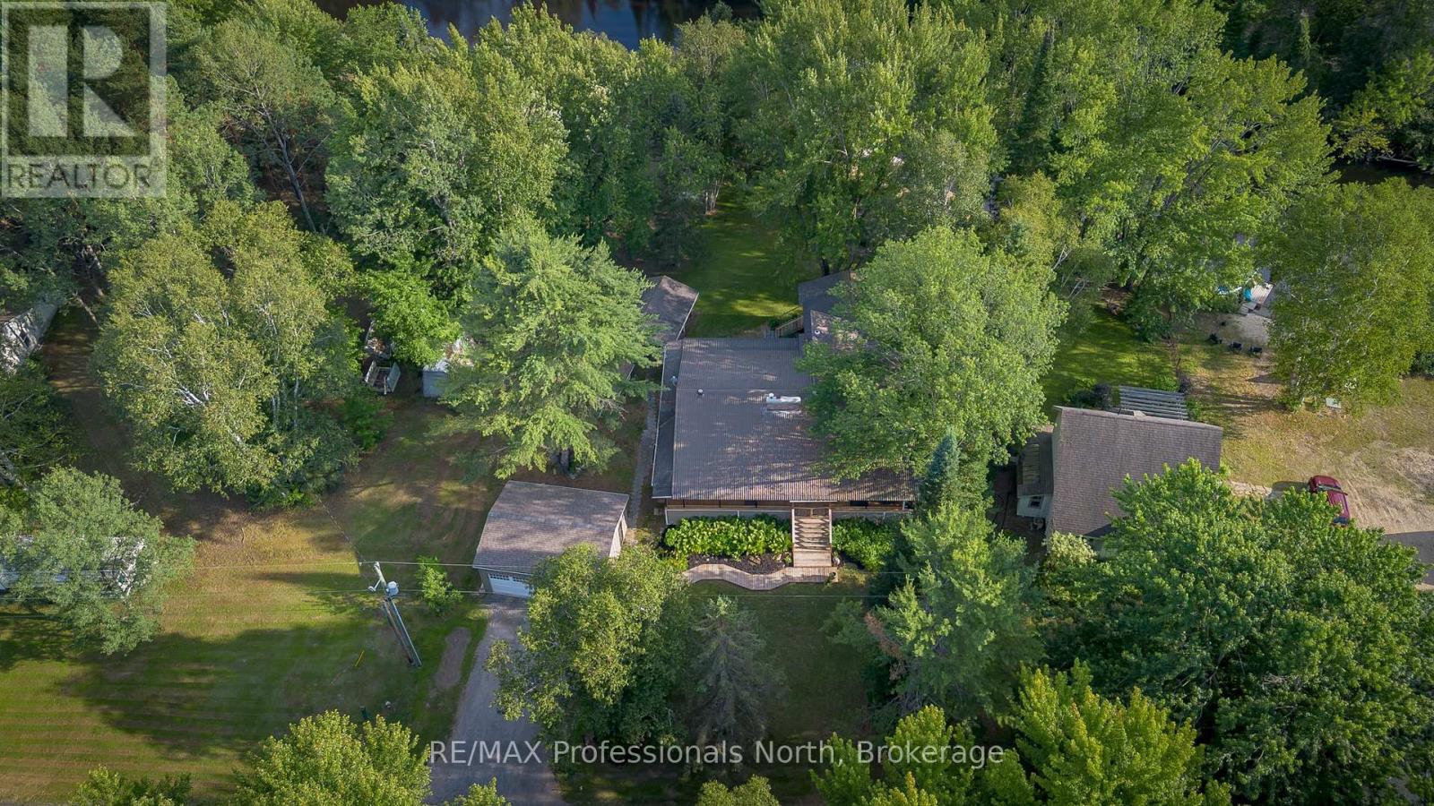 55 GLEN ACRES ROAD - 4