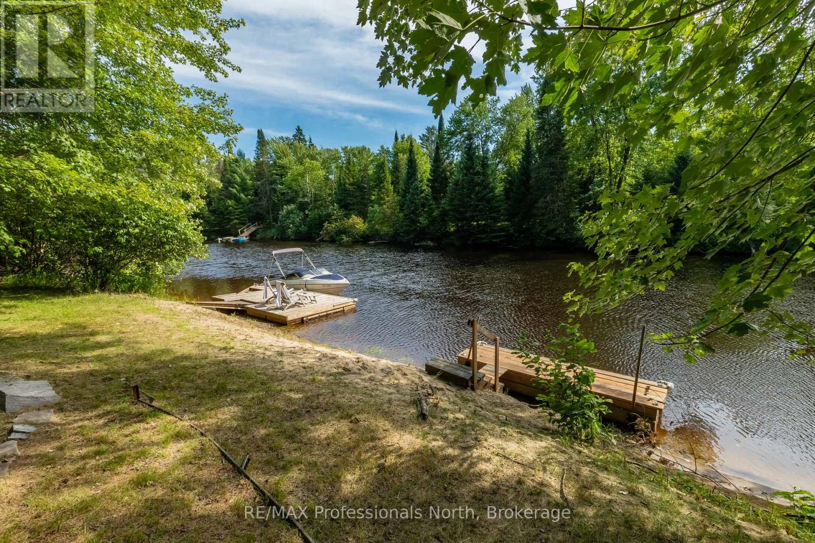 55 GLEN ACRES ROAD - 40
