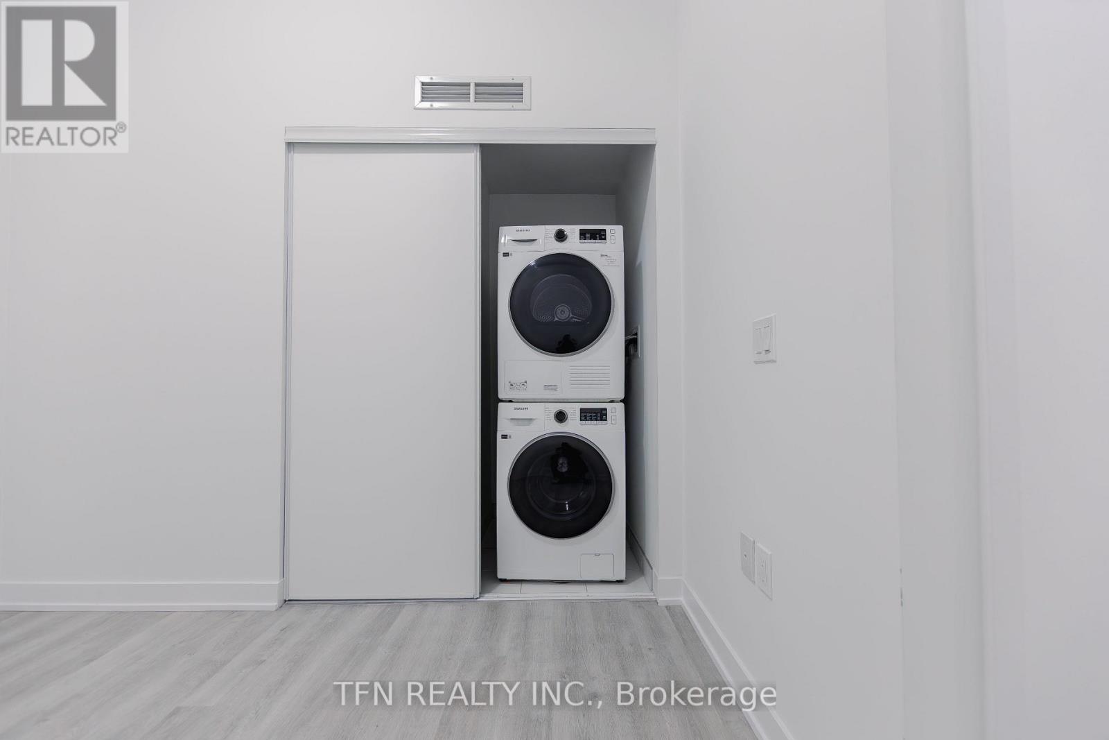 #514 15 RICHARDSON STREET - 14