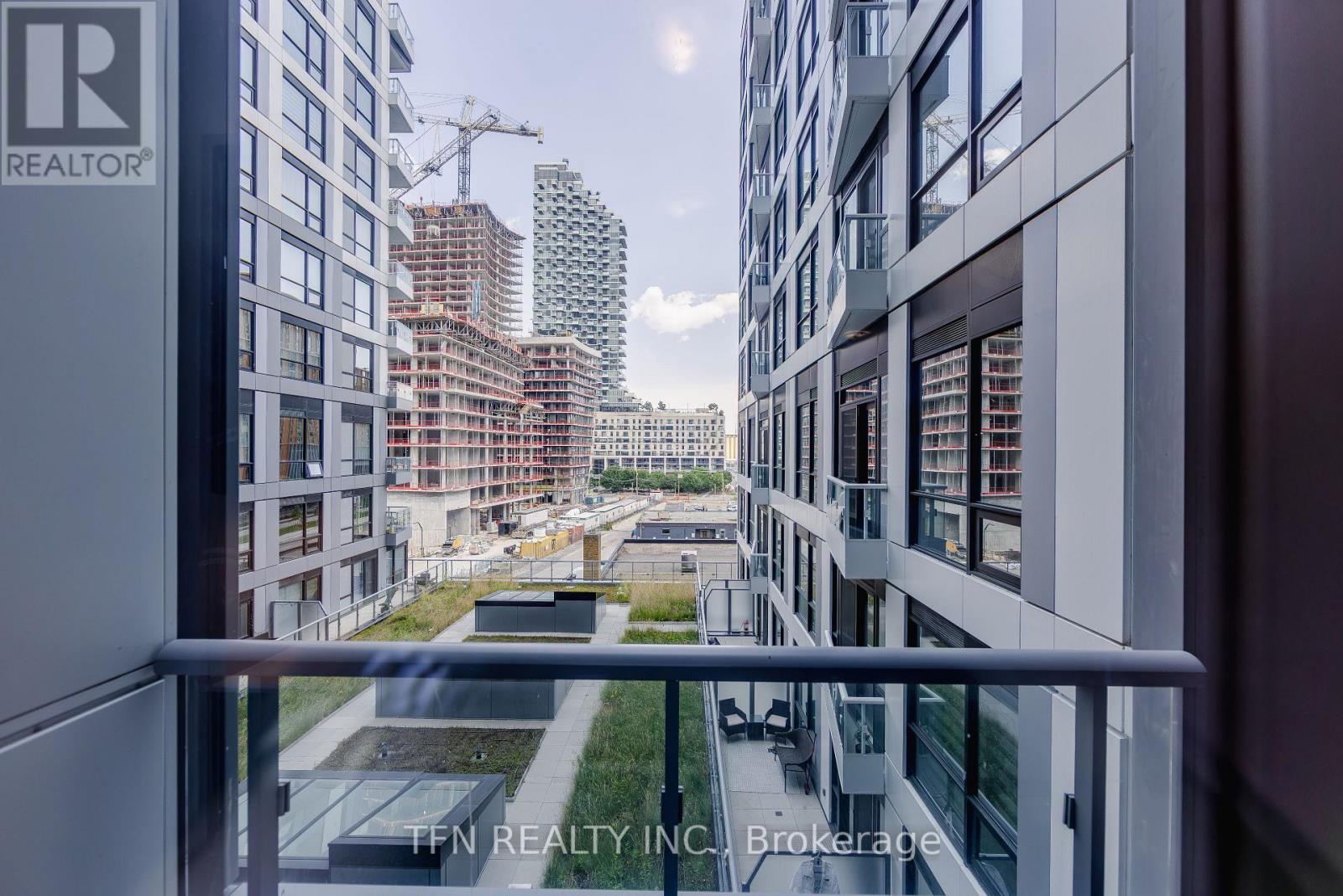 #514 15 RICHARDSON STREET - 15