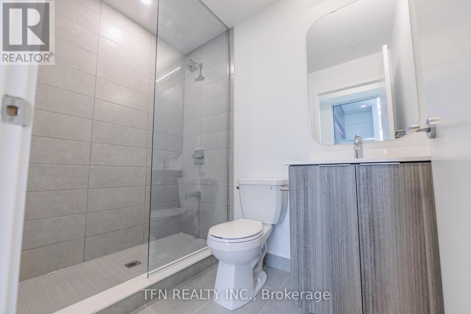 #514 15 RICHARDSON STREET - 8