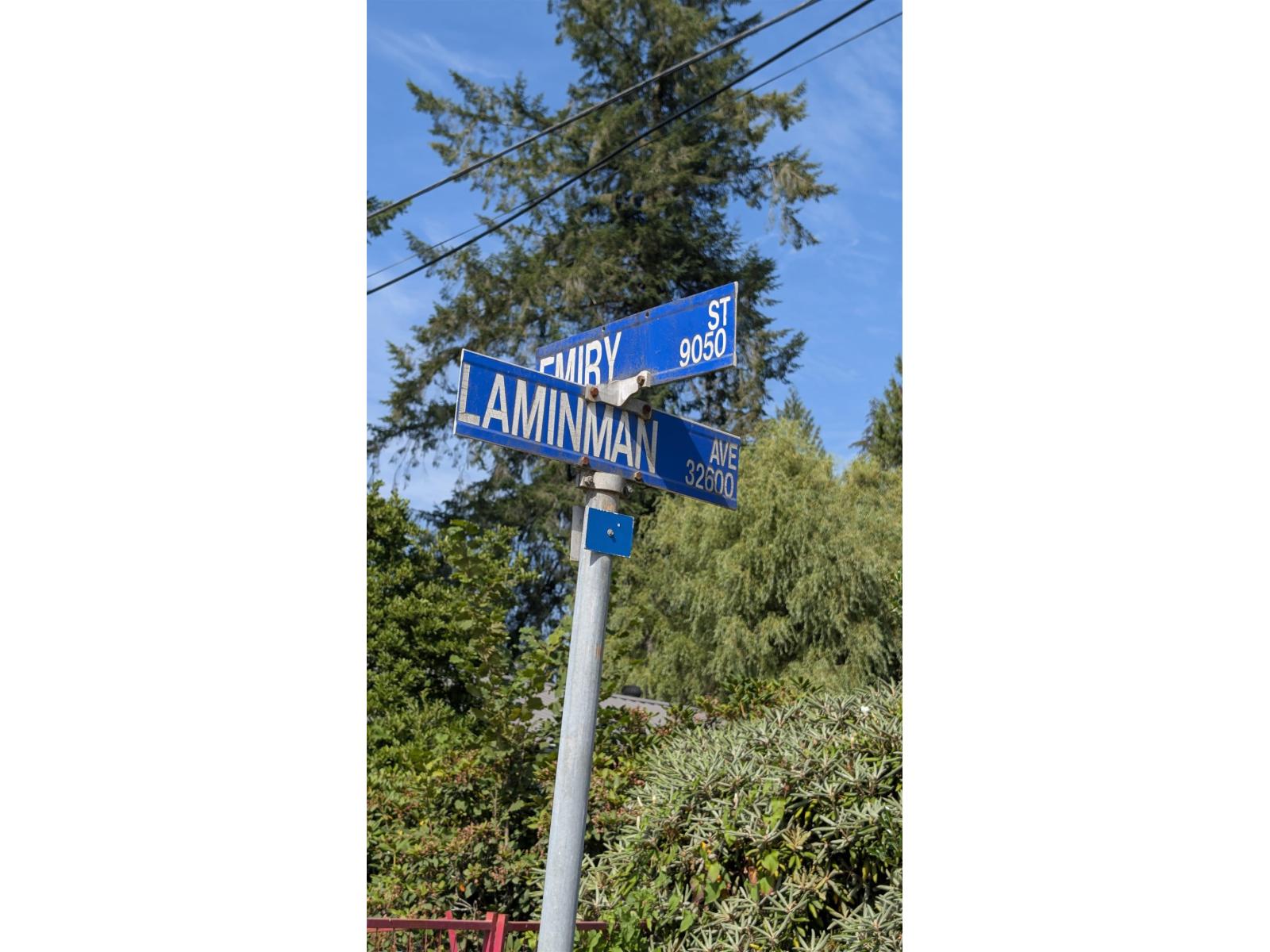 LT.2 9127 EMIRY STREET, Mission — photo 2