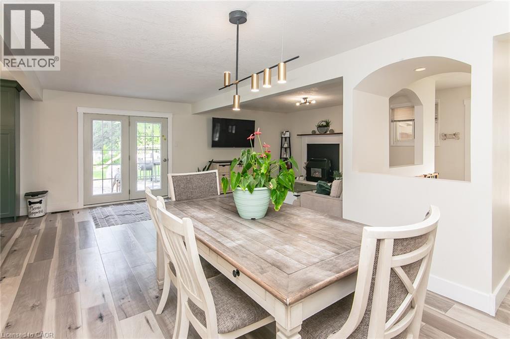 393 HURON Street - 11