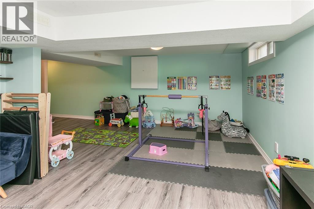 393 HURON Street - 27