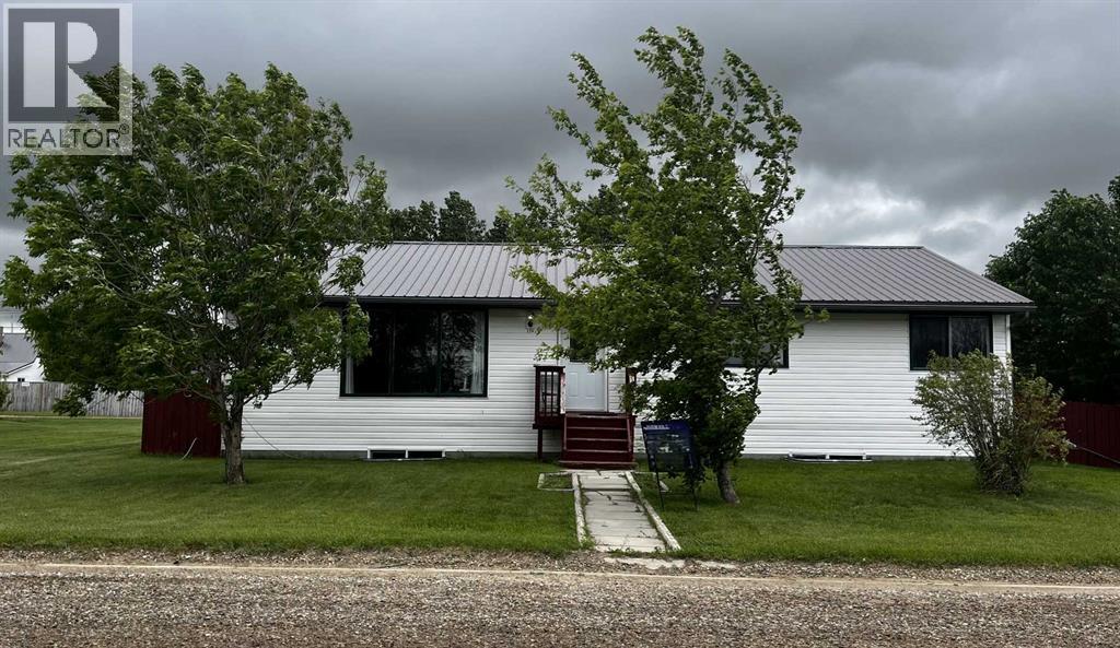 119 3 Avenue W - 1