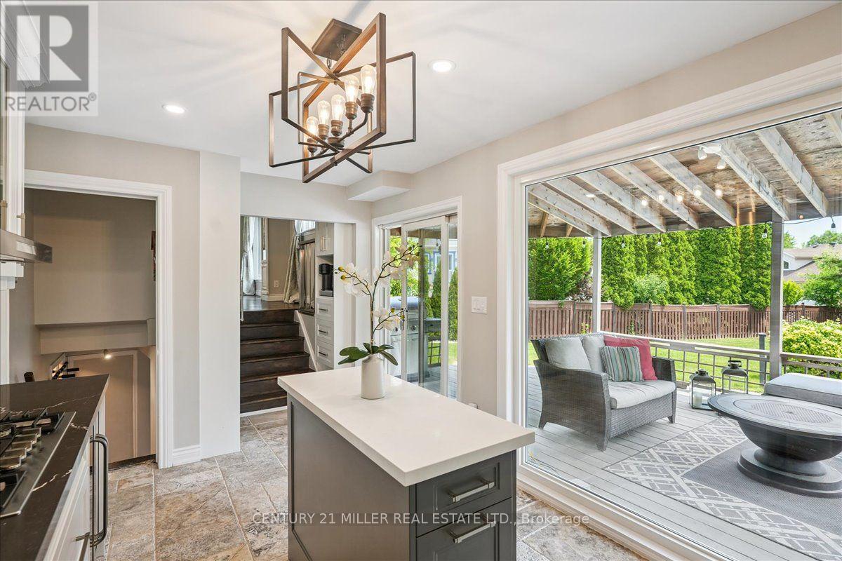 2442 WOBURN CRESCENT - Image 15