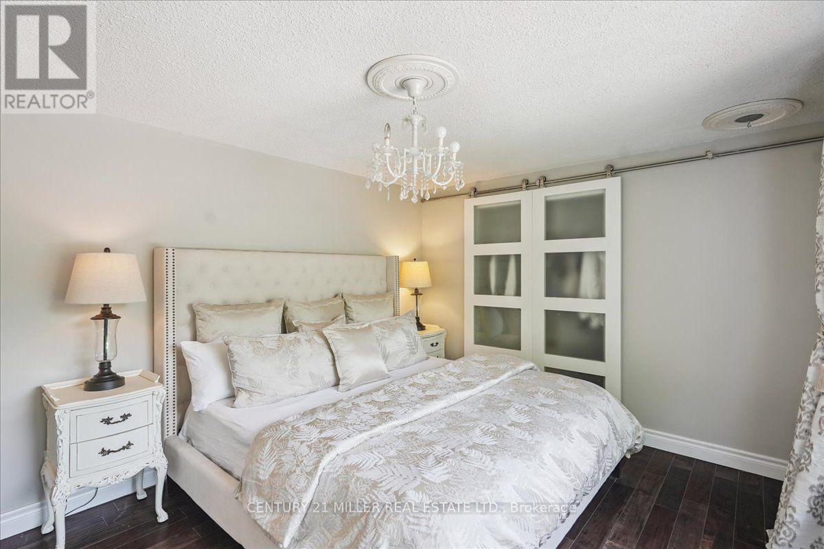 2442 WOBURN CRESCENT - Image 21