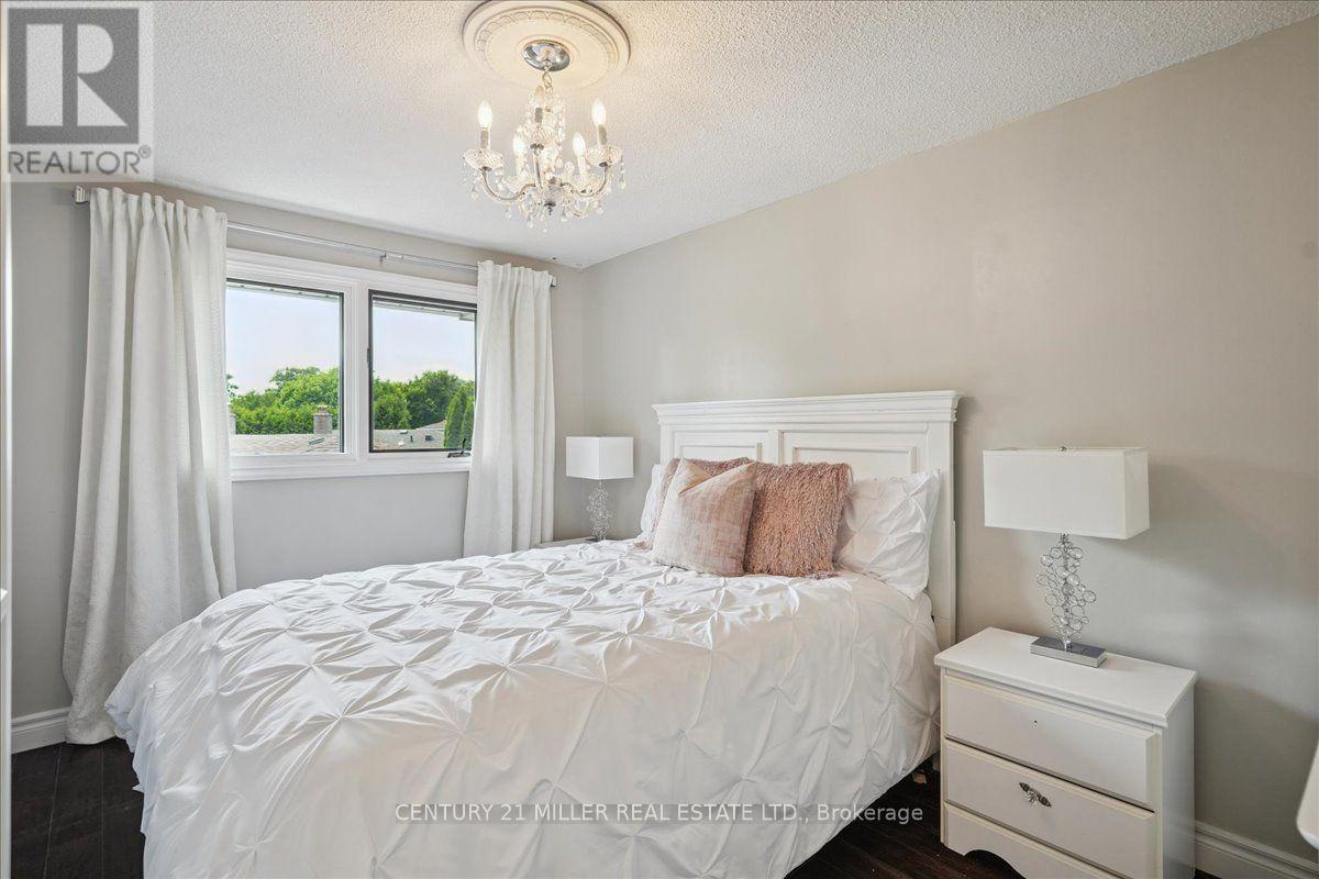 2442 WOBURN CRESCENT - Image 22