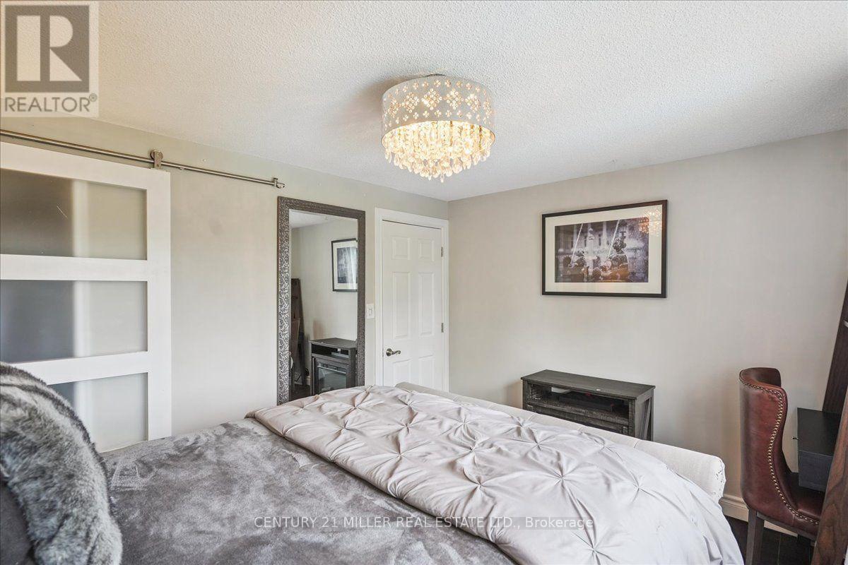 2442 WOBURN CRESCENT - Image 26