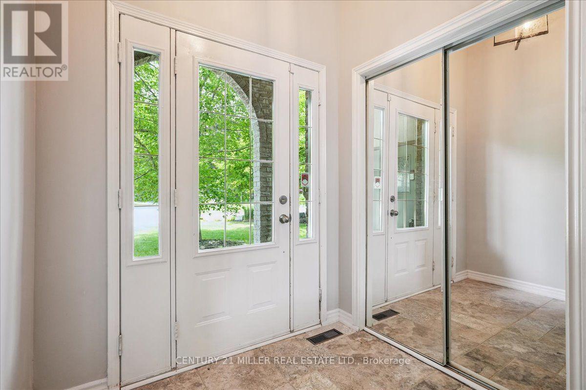2442 WOBURN CRESCENT - 5