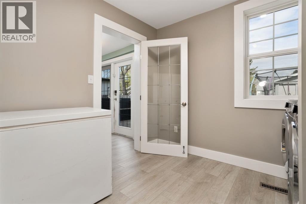 1018 Moville Street - 11