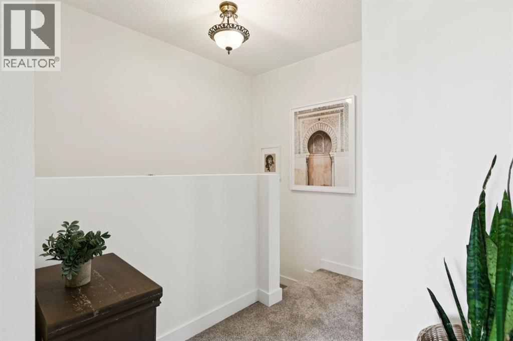 #18 11240 6 Street SW - 18