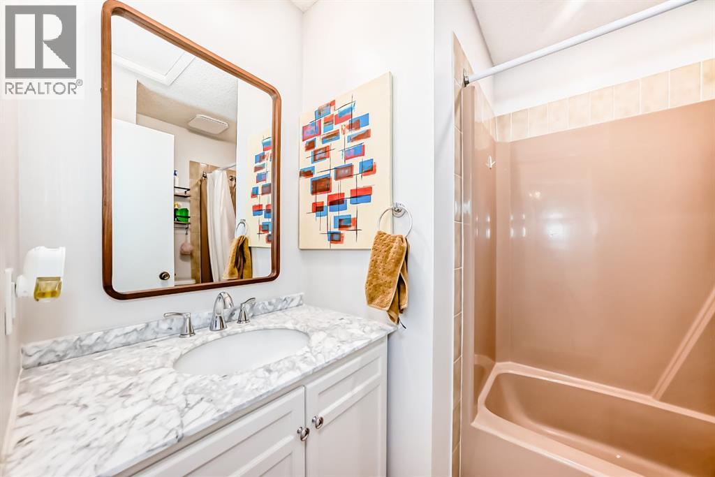 15 Hawkcliff Way NW - 34