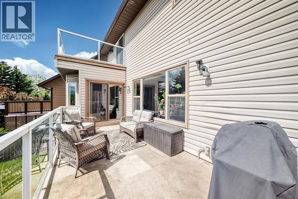 15 Hawkcliff Way NW - 16