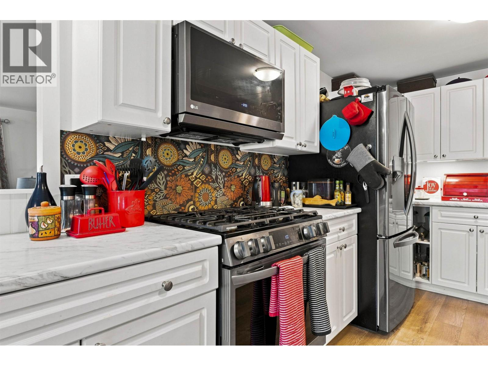 2945 THORNHILL STREET - Image 5