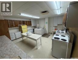 300 Queen Street, Raymore, SK S0A0E1 Photo 10