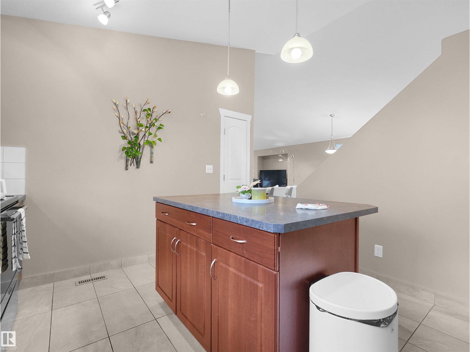 3704 141 AV NW - 25