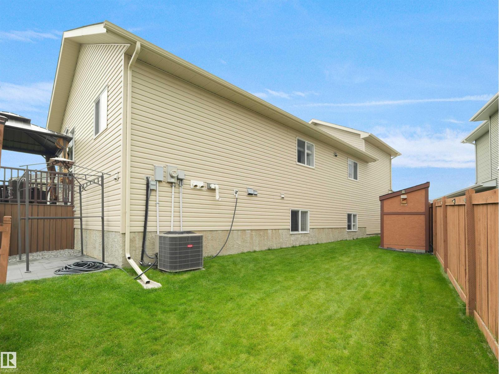 3704 141 AV NW - 11