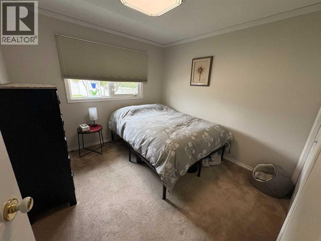 9610 79 Avenue - 13