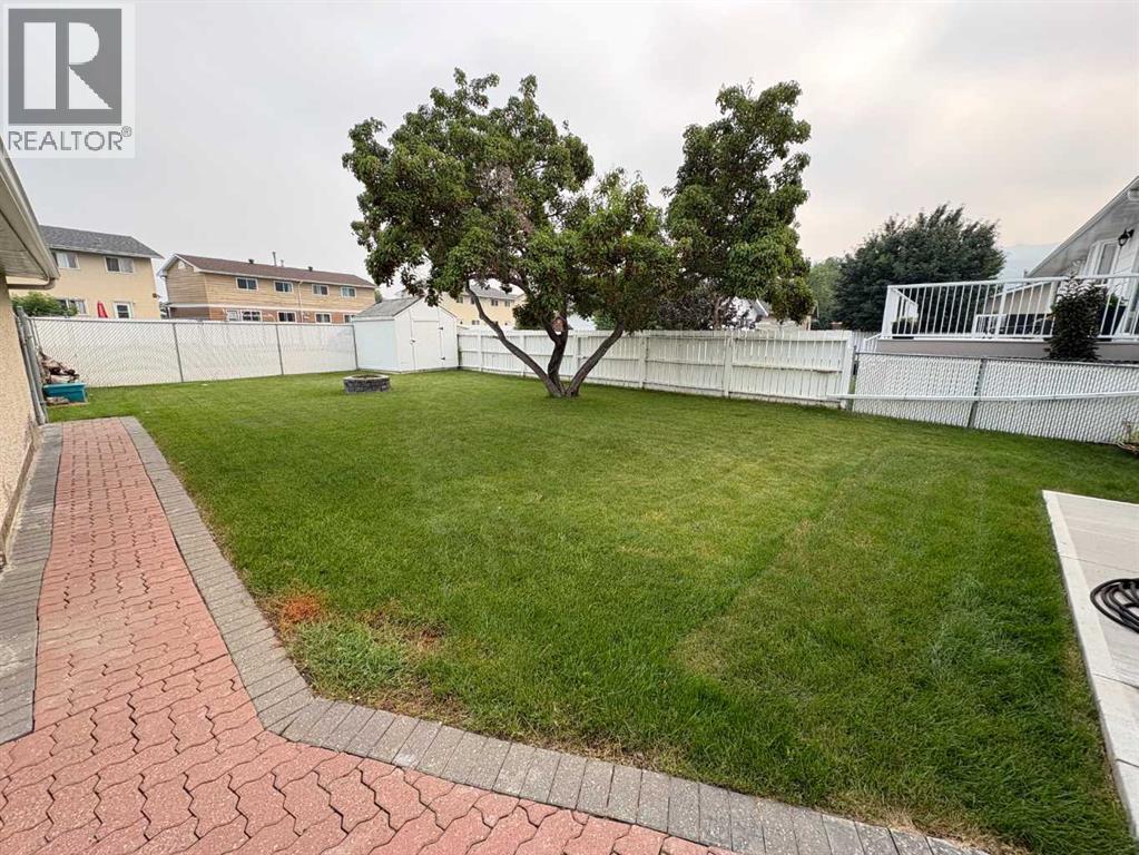 9610 79 Avenue - 24