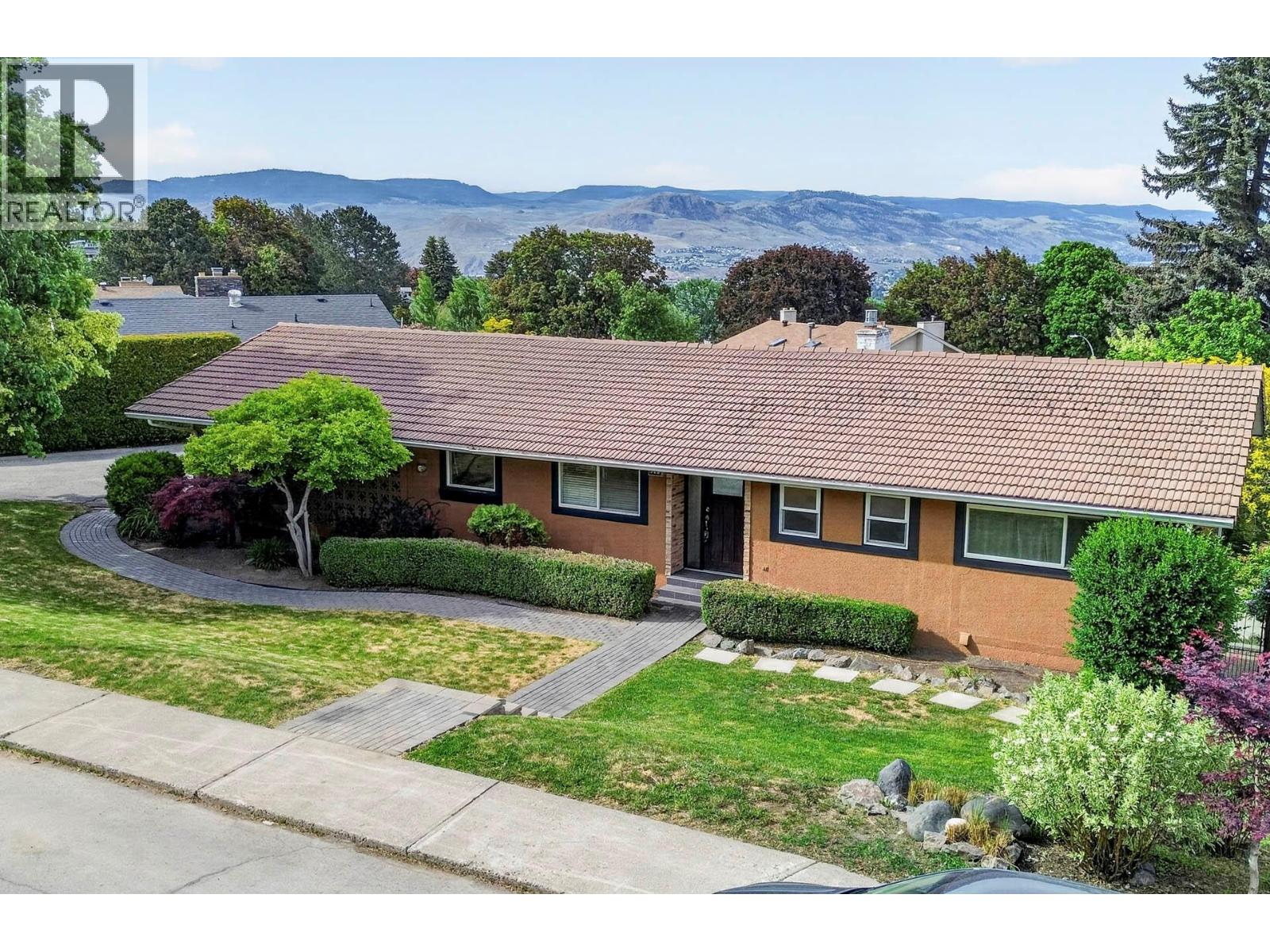 328 MCGILL Road - 1