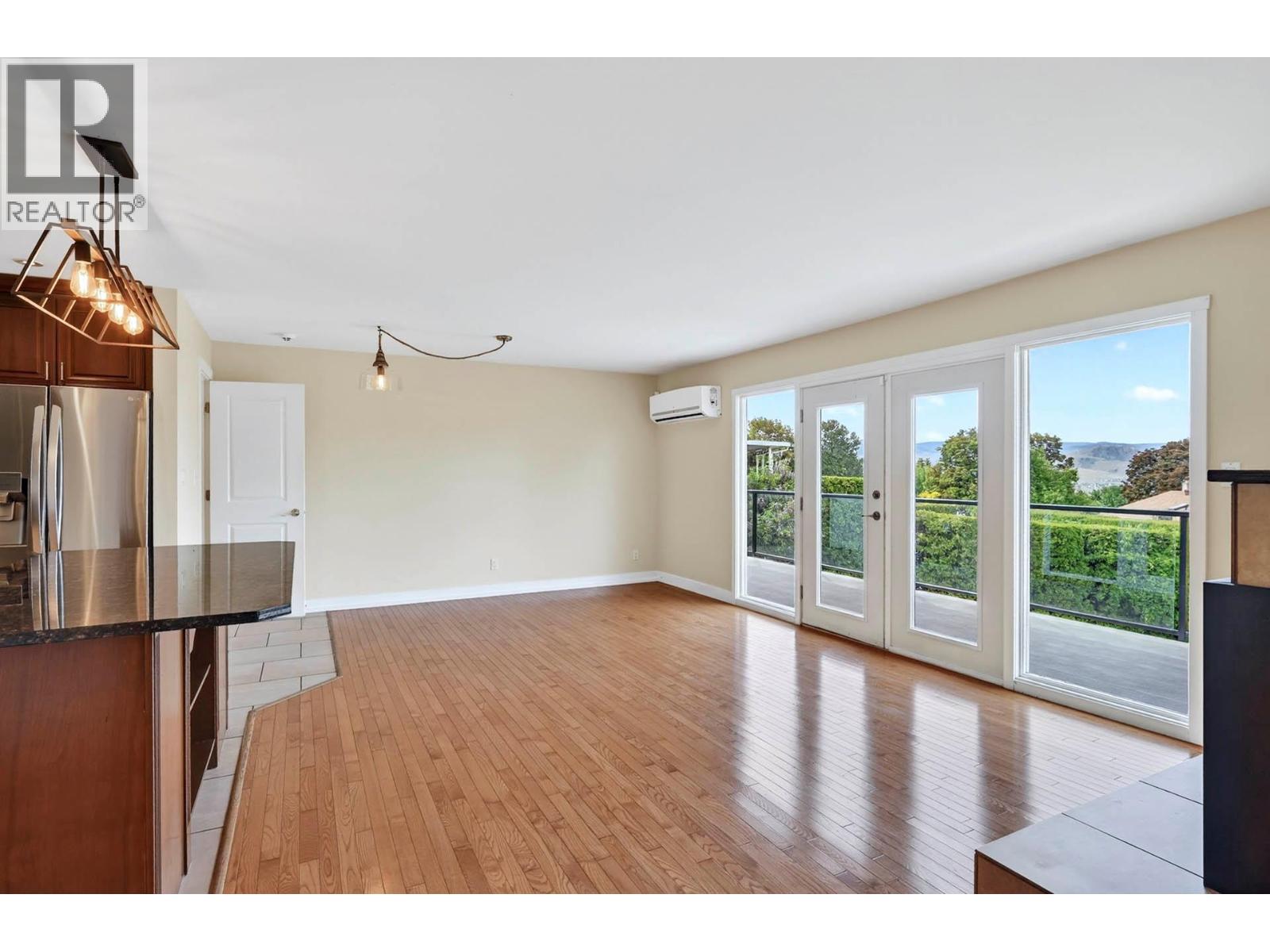 328 MCGILL Road - 8