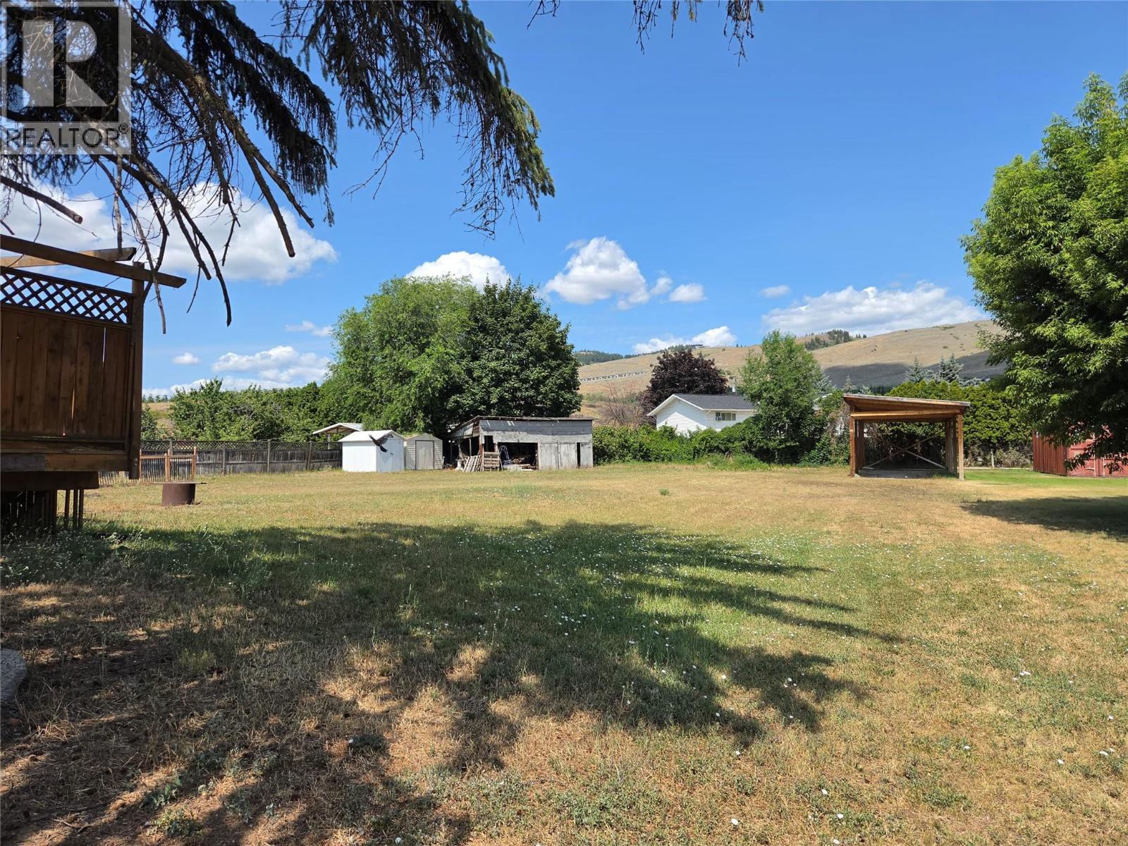 5565 Okanagan Landing Road - 2