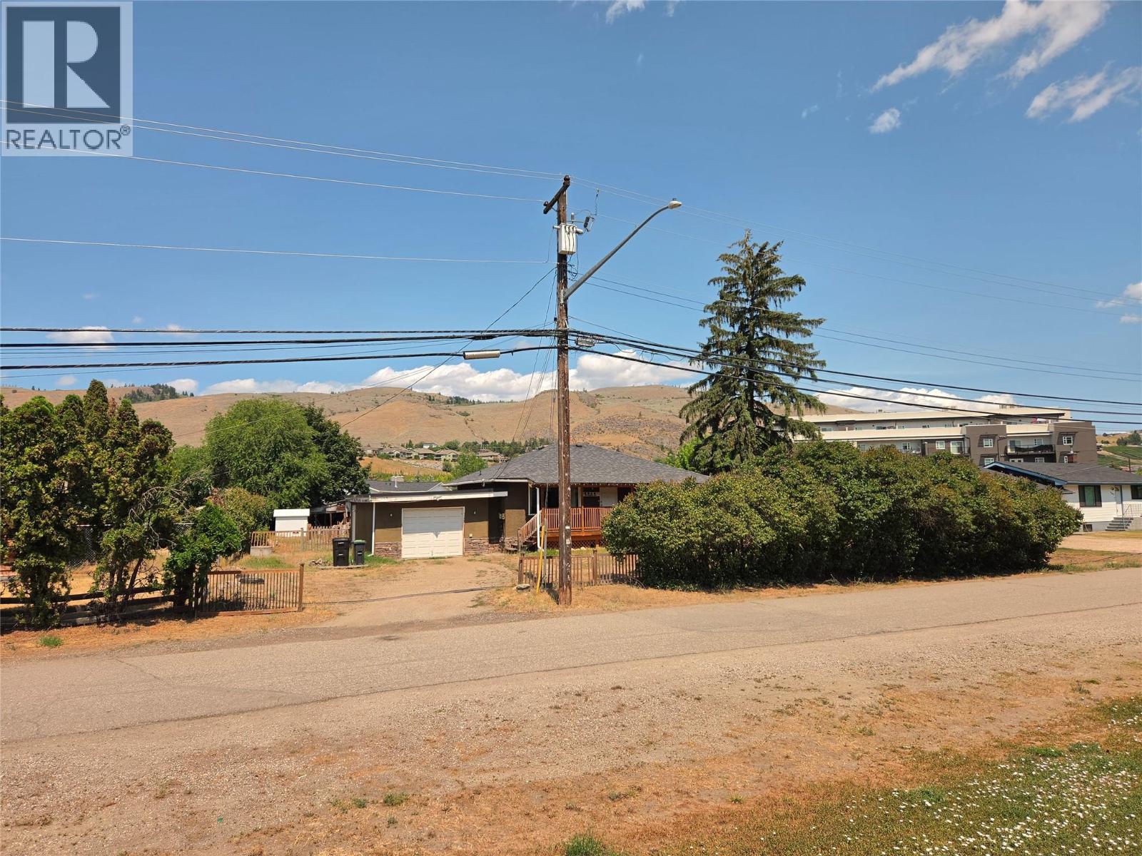 5565 Okanagan Landing Road - 20