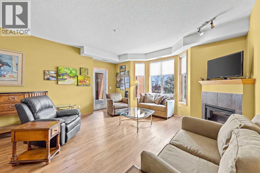 #225 15 Everstone Drive SW - 6
