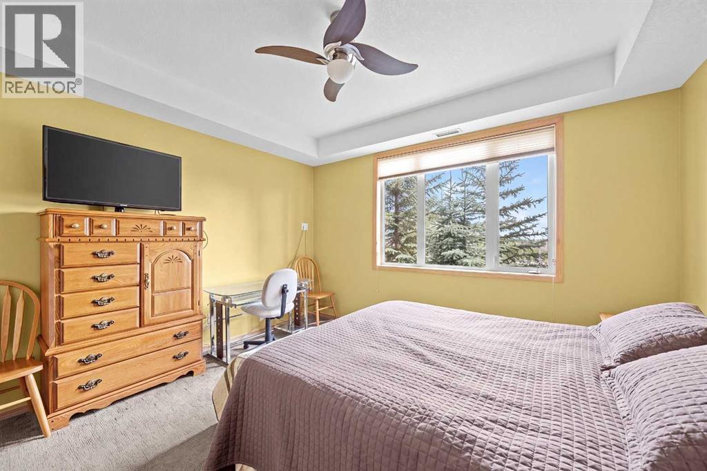 #225 15 Everstone Drive SW - 11