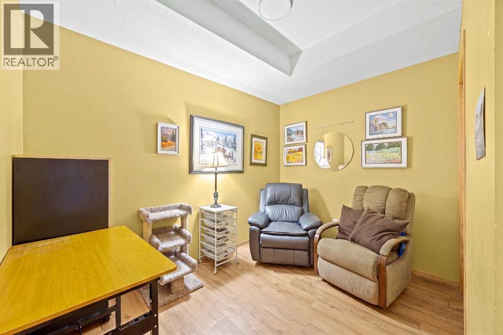#225 15 Everstone Drive SW - 19