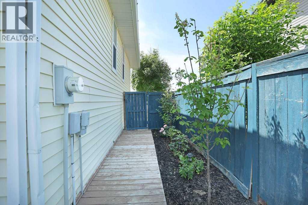 68 Upland Street - 42