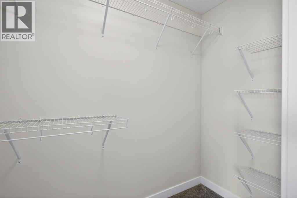 326 Creekside Boulevard SW - 32