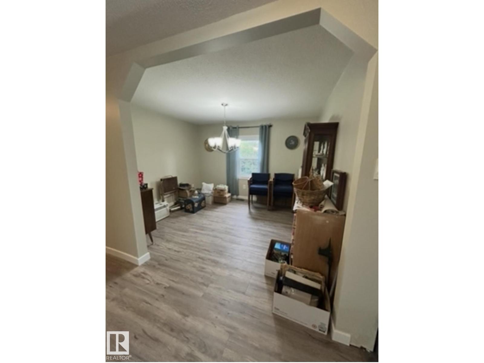 3 56408 Hwy 28 - 18