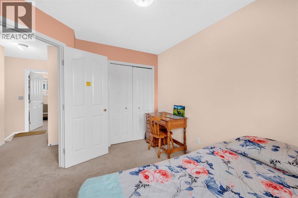 #2204 111 Tarawood Lane NE - 10