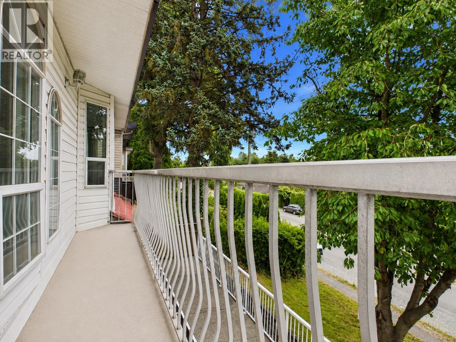 6 Bed, 3 Bath House for Sale in Burnaby – 5135 MARINE DRIVE, Burnaby – MLS# R3148785 - Image 49