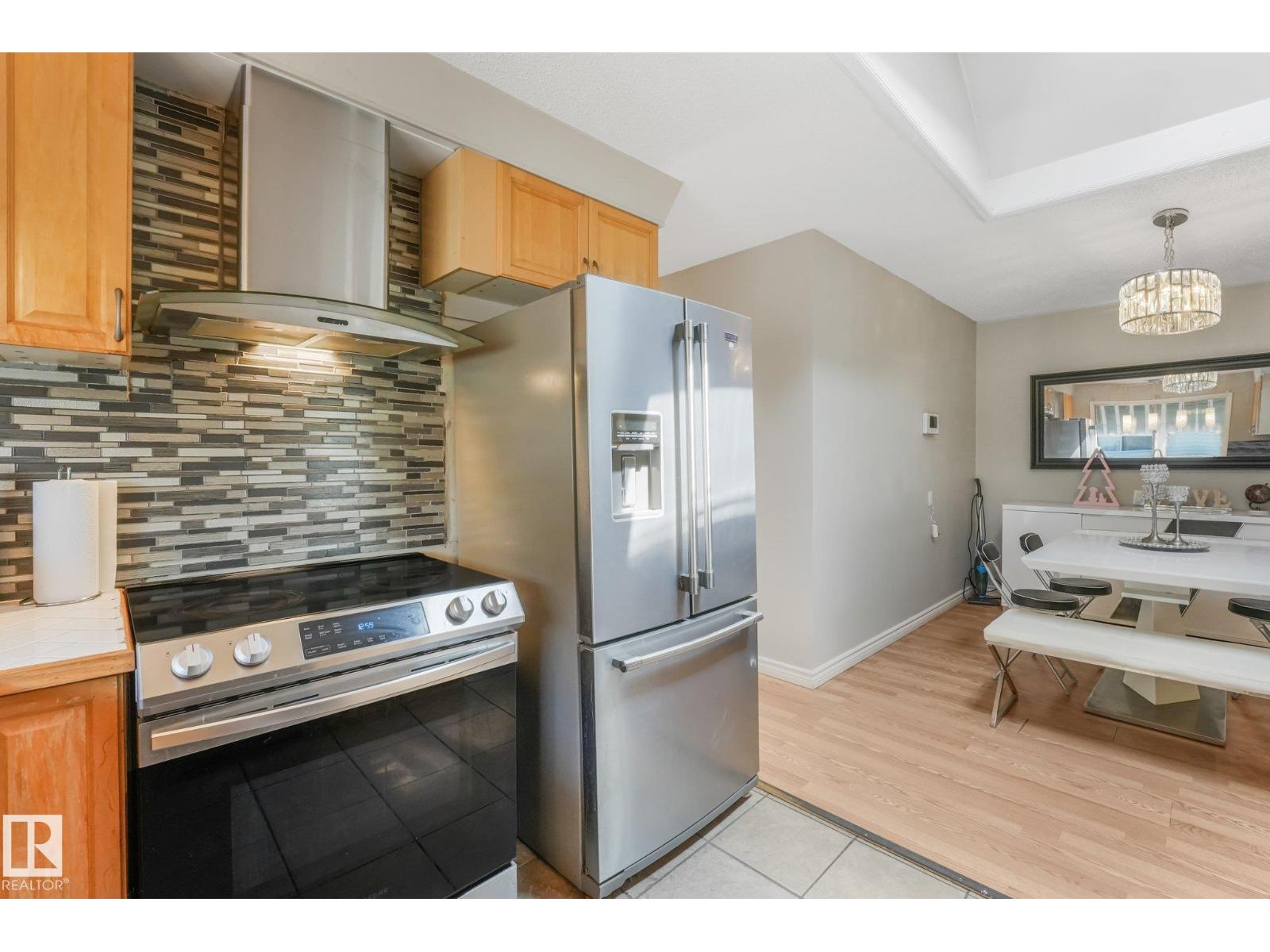 5914 91 AV NW - 17