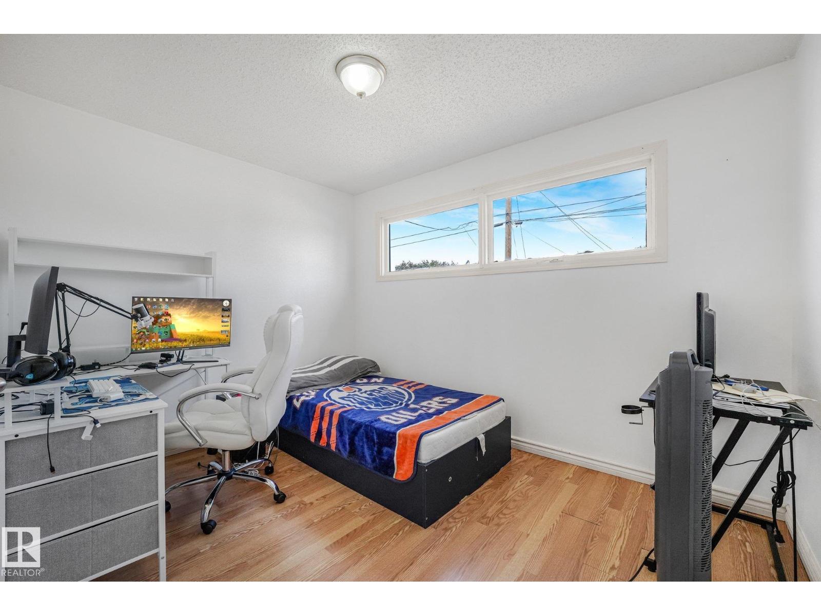 5914 91 AV NW - 25